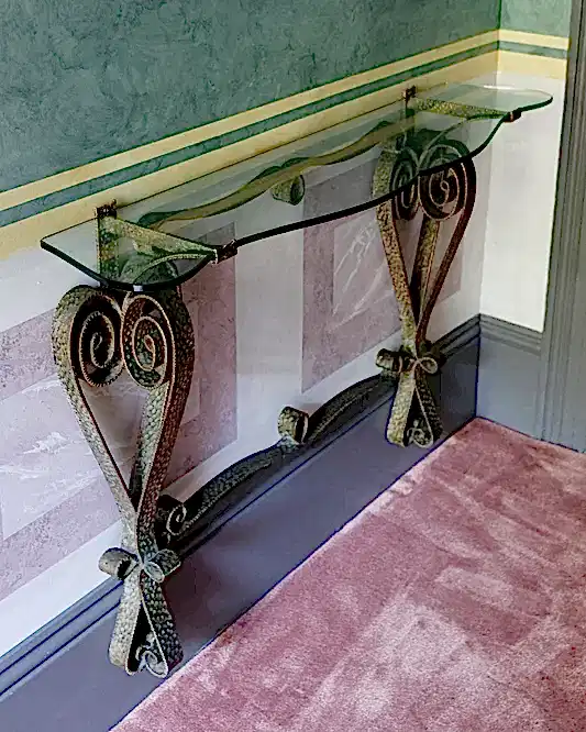 WROUGHT IRONGOLD LEAF CONSOLE