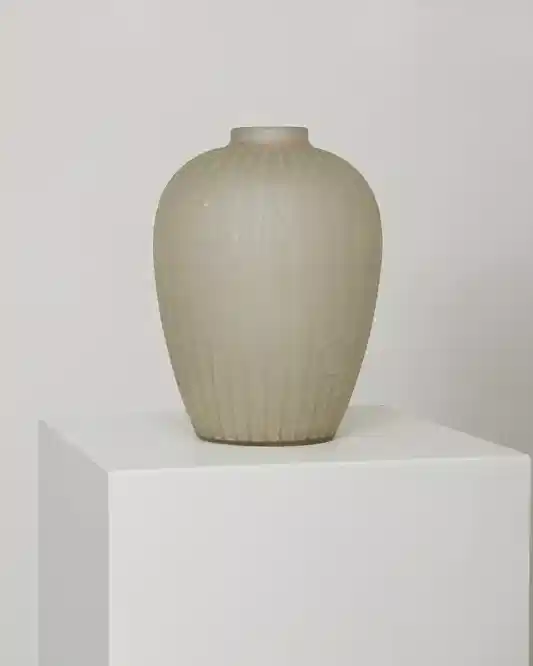 ART DECO DEEP ETCHED GLASS VASE
