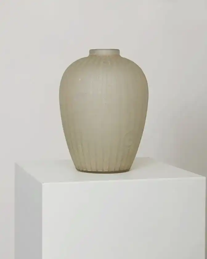 ART DECO DEEP ETCHED GLASS VASE