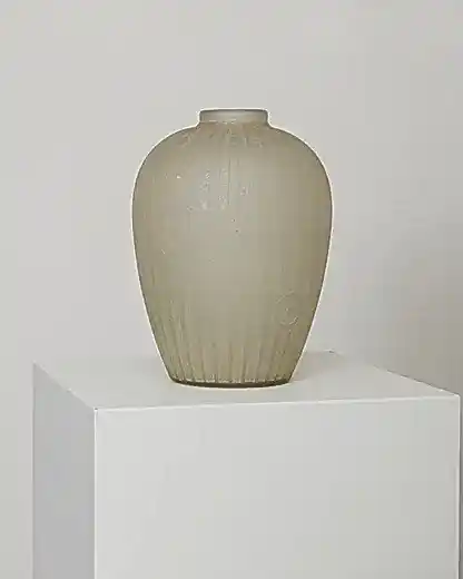 ART DECO DEEP ETCHED GLASS VASE