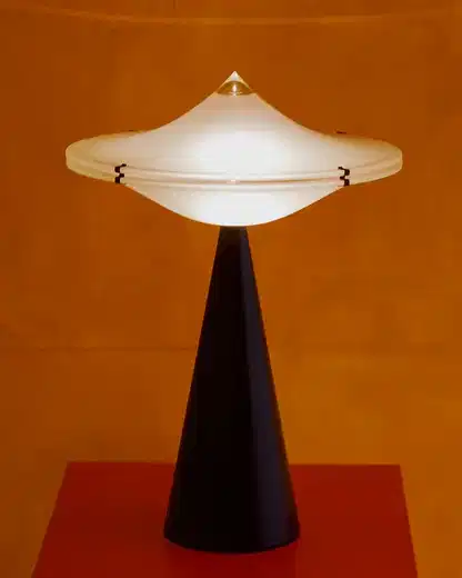 ALIEN LAMP
